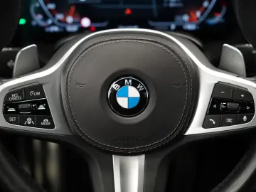 BMW M850i xDrive Coupe Laserlicht 360