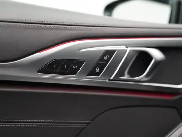 BMW M850i xDrive Coupe Laserlicht 360