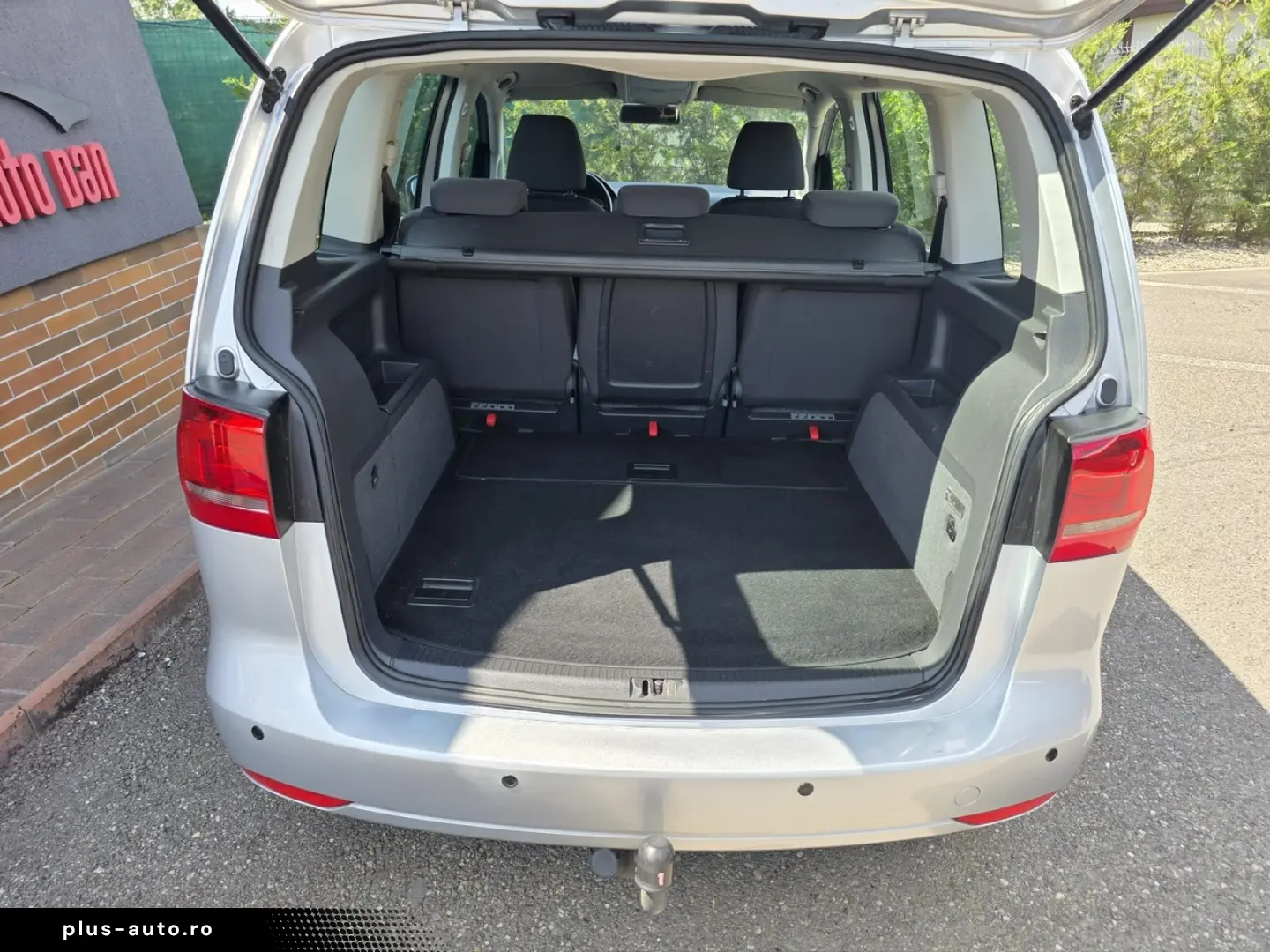 Volkswagen Touran Diesel 1.6 2014 Manuala