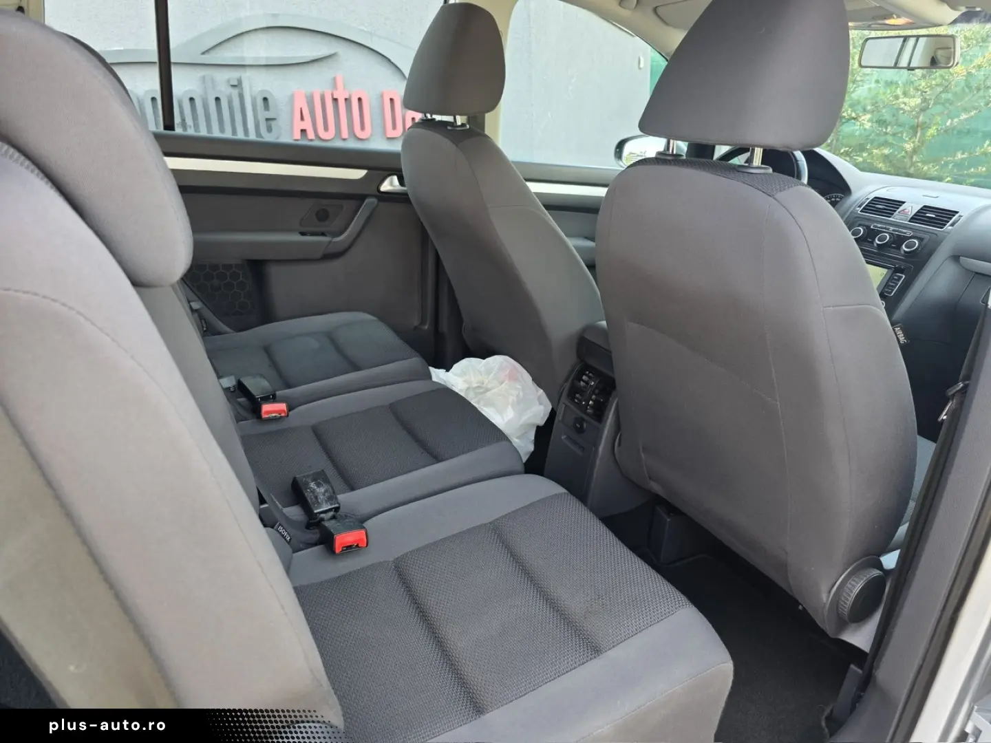 Volkswagen Touran Diesel 1.6 2014 Manuala