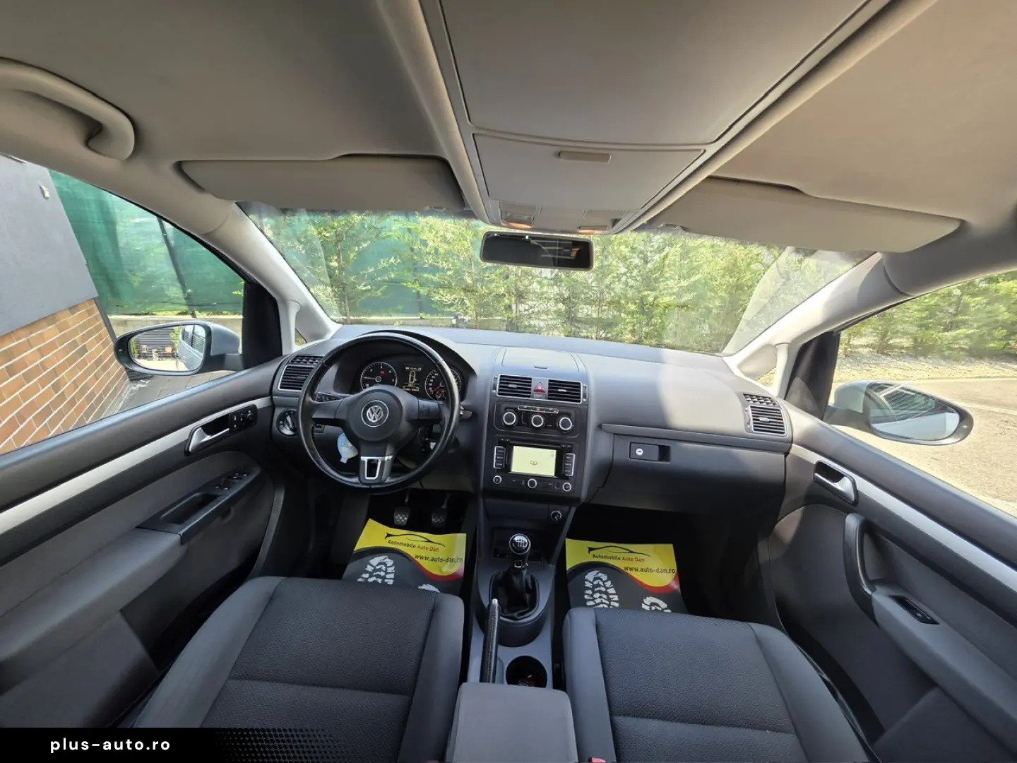 Volkswagen Touran Diesel 1.6 2014 Manuala