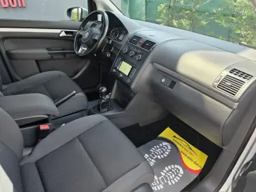 Volkswagen Touran Diesel 1.6 2014 Manuala