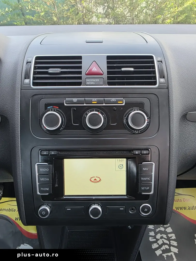 Volkswagen Touran Diesel 1.6 2014 Manuala