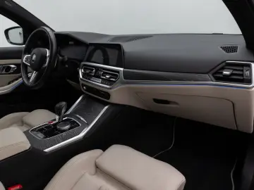 BMW M3 Competition xD Glasdach Laser 360 HUD H K DAB