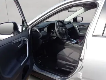 TOYOTA RAV 4 2.5 4x2 Hybrid Team Deutschland