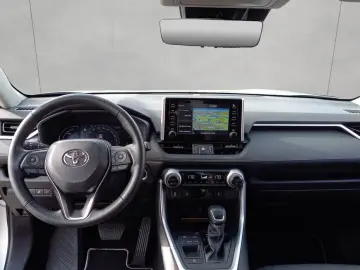 TOYOTA RAV 4 2.5 4x2 Hybrid Team Deutschland