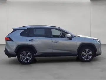 TOYOTA RAV 4 2.5 4x2 Hybrid Team Deutschland