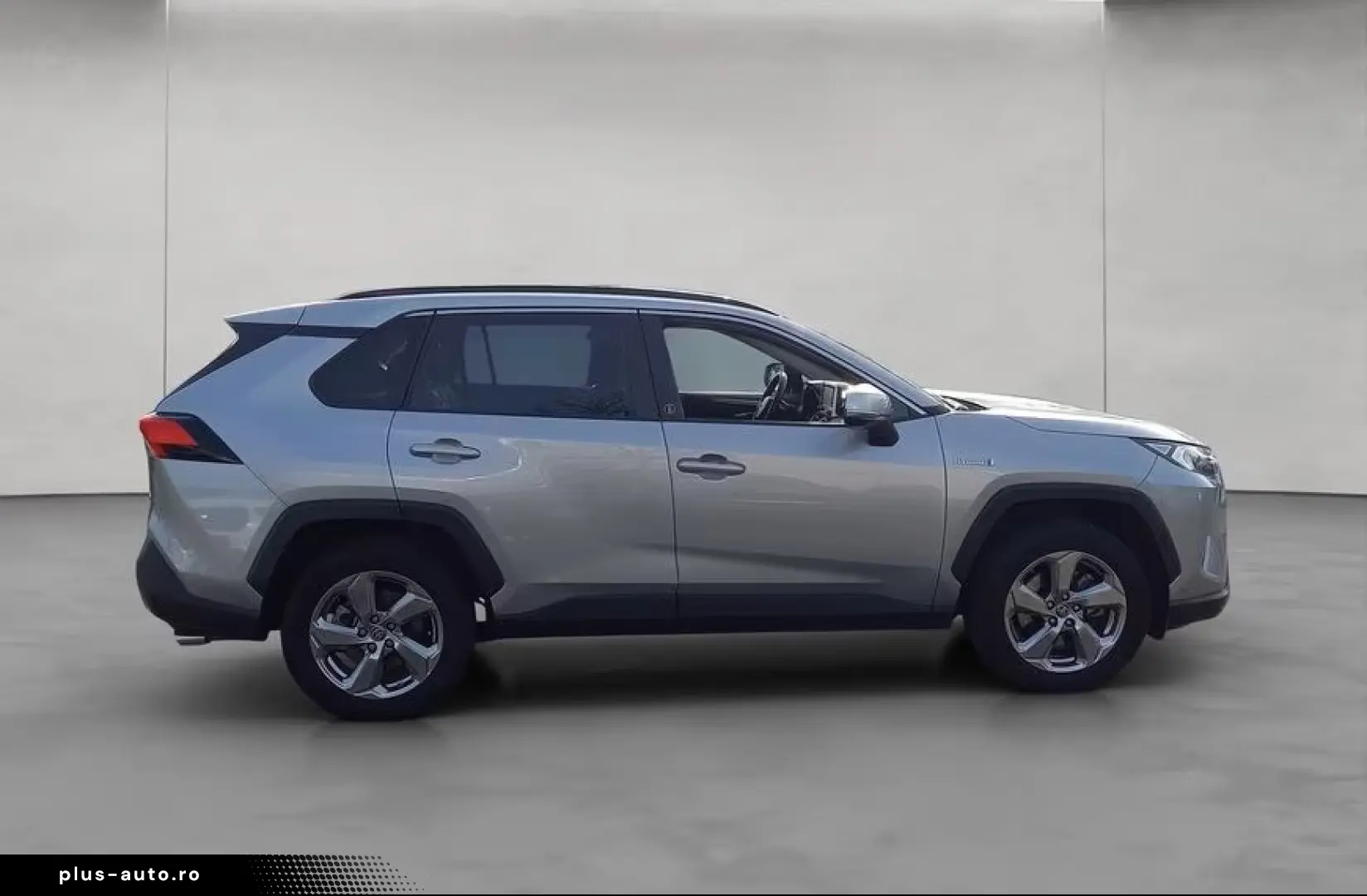 TOYOTA RAV 4 2.5 4x2 Hybrid Team Deutschland