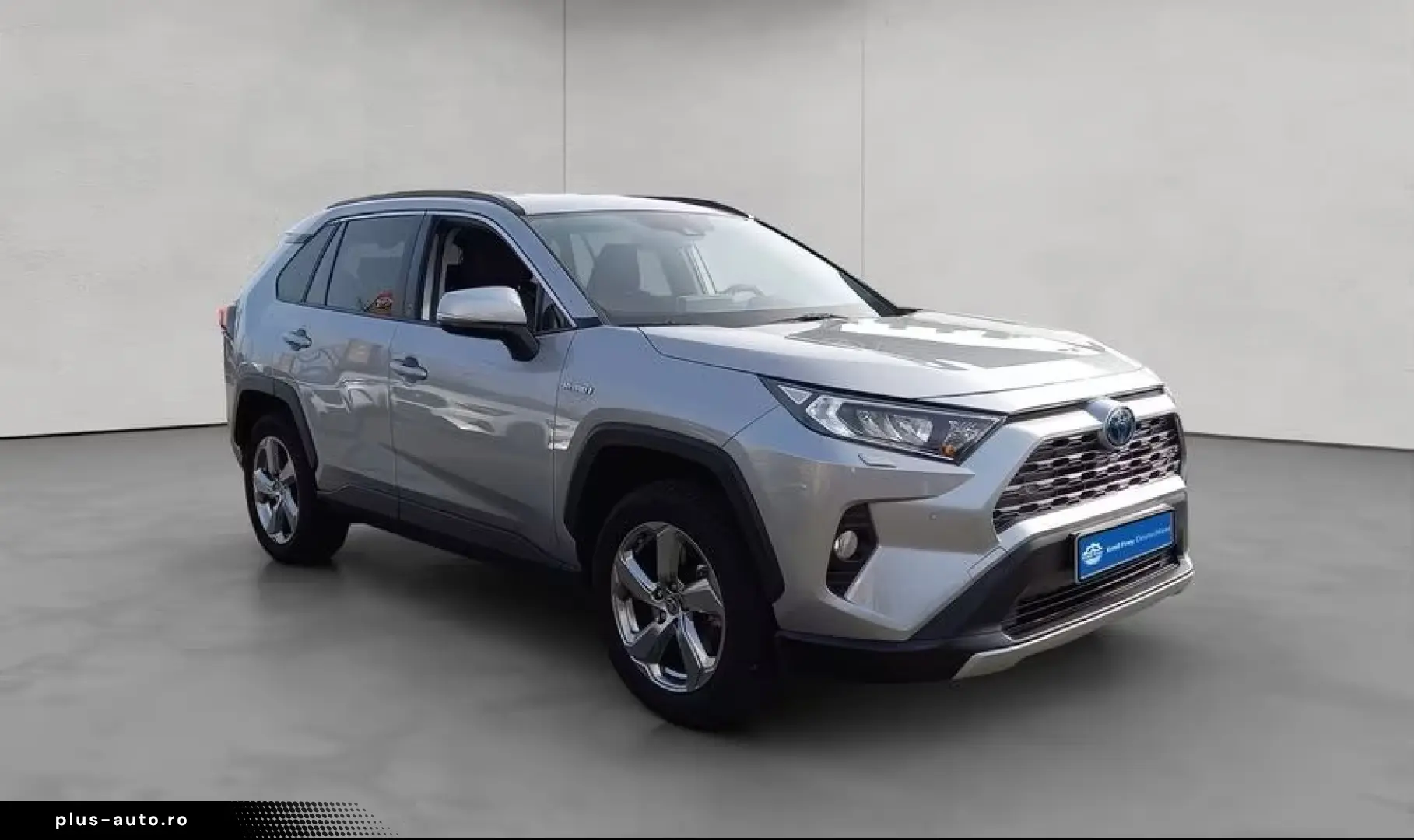 TOYOTA RAV 4 2.5 4x2 Hybrid Team Deutschland
