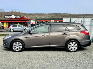 Ford Focus  2013