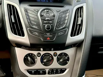 Ford Focus  2013
