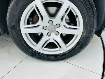 AUDI Q5 2010 2.0D 4X4 Garantie 12 Luni Rate Avans 0 Doar Cu