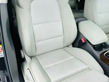 AUDI Q5 2010 2.0D 4X4 Garantie 12 Luni Rate Avans 0 Doar Cu