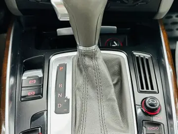 AUDI Q5 2010 2.0D 4X4 Garantie 12 Luni Rate Avans 0 Doar Cu