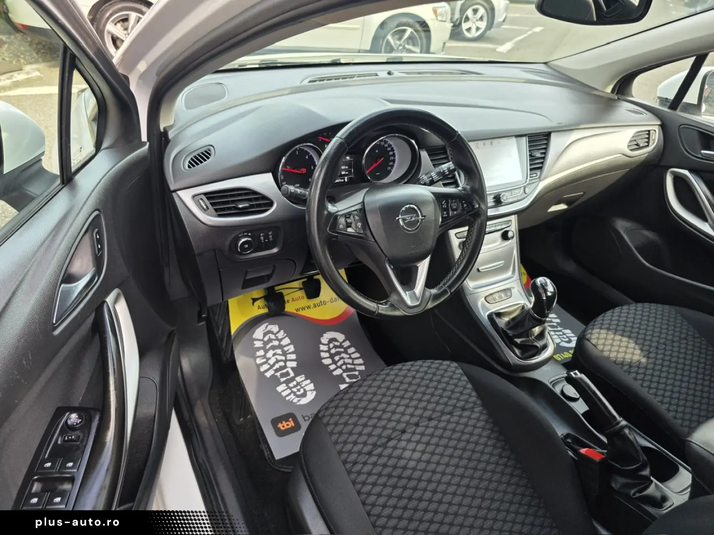 Opel Astra Diesel 1.6 2018 Manuala