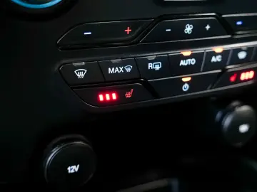 FORD RANGER RAPTOR 4WD