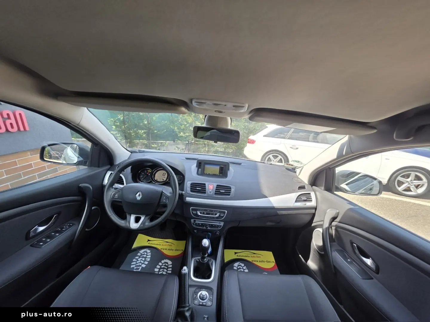 Renault Megane Diesel 1.5 2011 Manuala