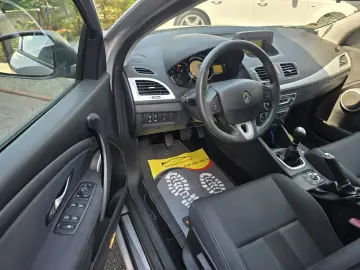 Renault Megane Diesel 1.5 2011 Manuala