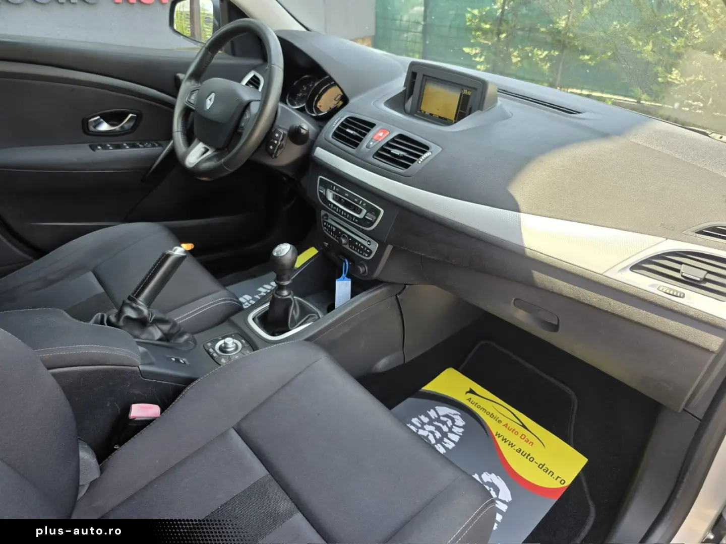 Renault Megane Diesel 1.5 2011 Manuala