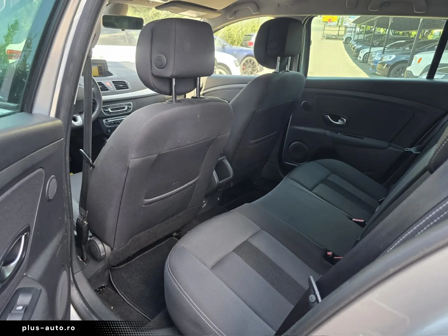 Renault Megane Diesel 1.5 2011 Manuala