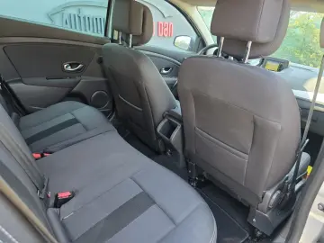 Renault Megane Diesel 1.5 2011 Manuala