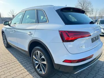 AUDI Q5 40 TDI quattro 360  ACC