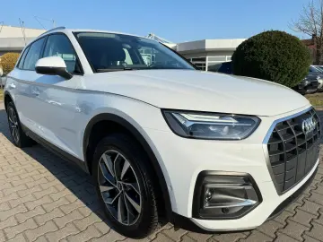 AUDI Q5 40 TDI quattro 360  ACC