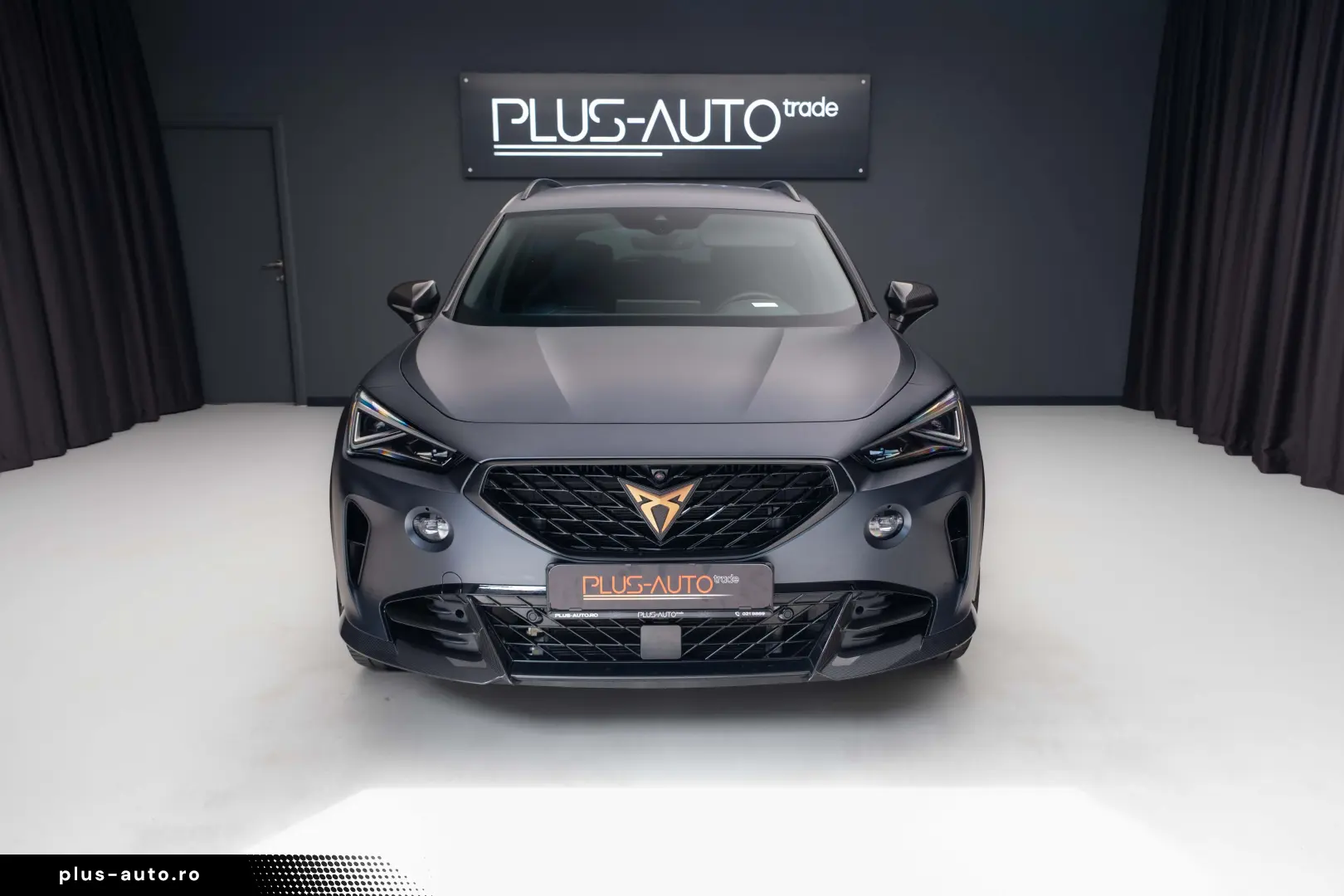 Cupra Formentor VZ5 2023 CUP carbon; Matrix; 360