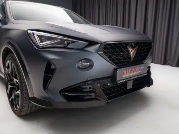 Cupra Formentor VZ5 2023 CUP carbon; Matrix; 360