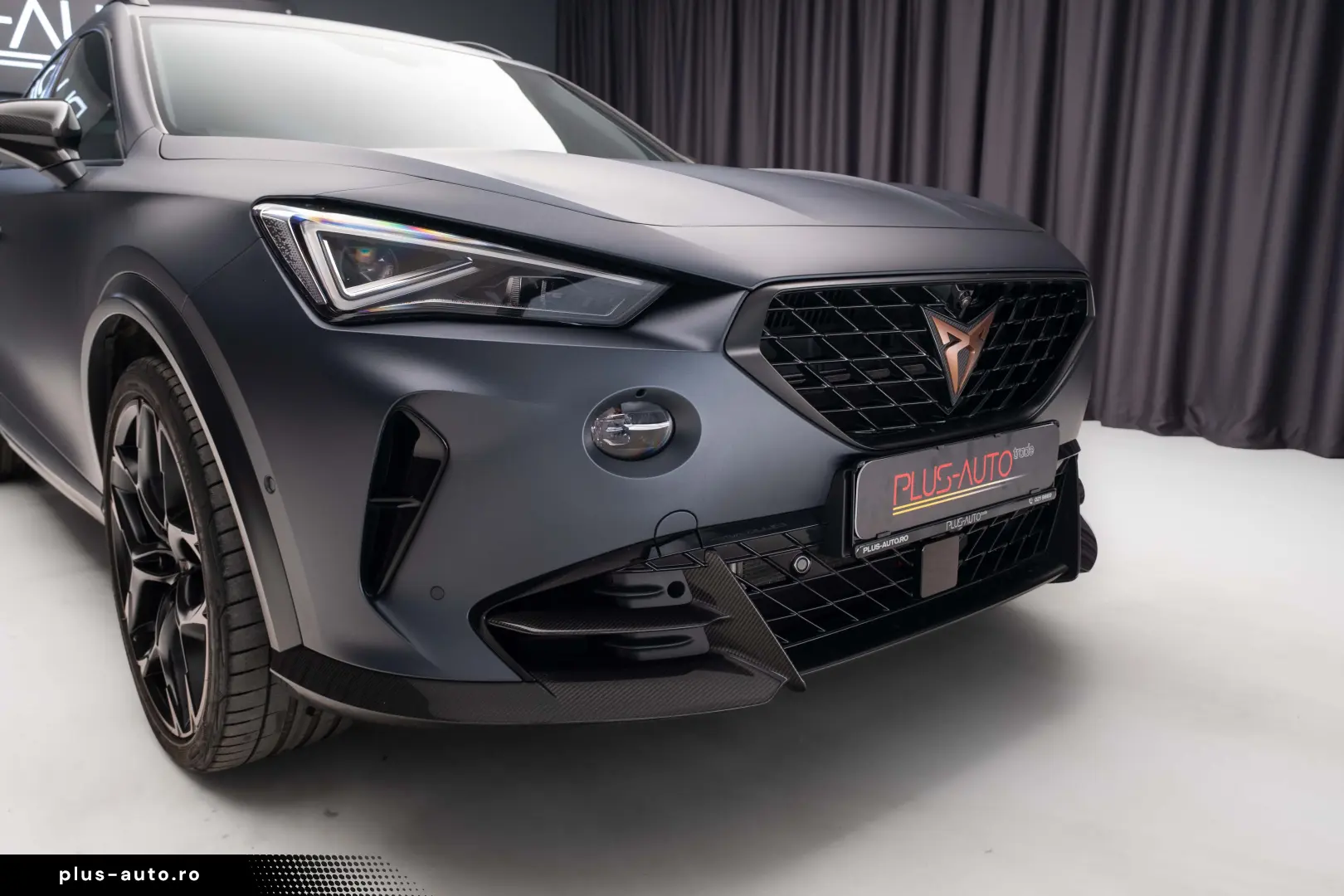 Cupra Formentor VZ5 2023 CUP carbon; Matrix; 360