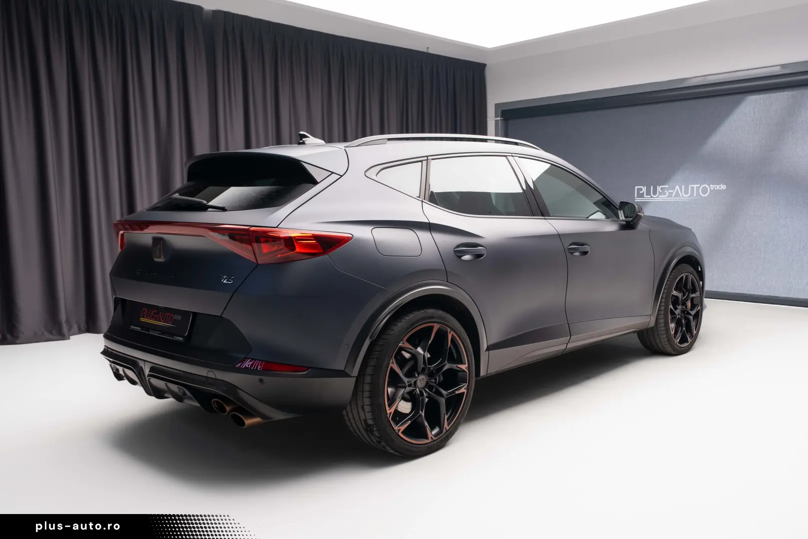 Cupra Formentor VZ5 2023 CUP carbon; Matrix; 360