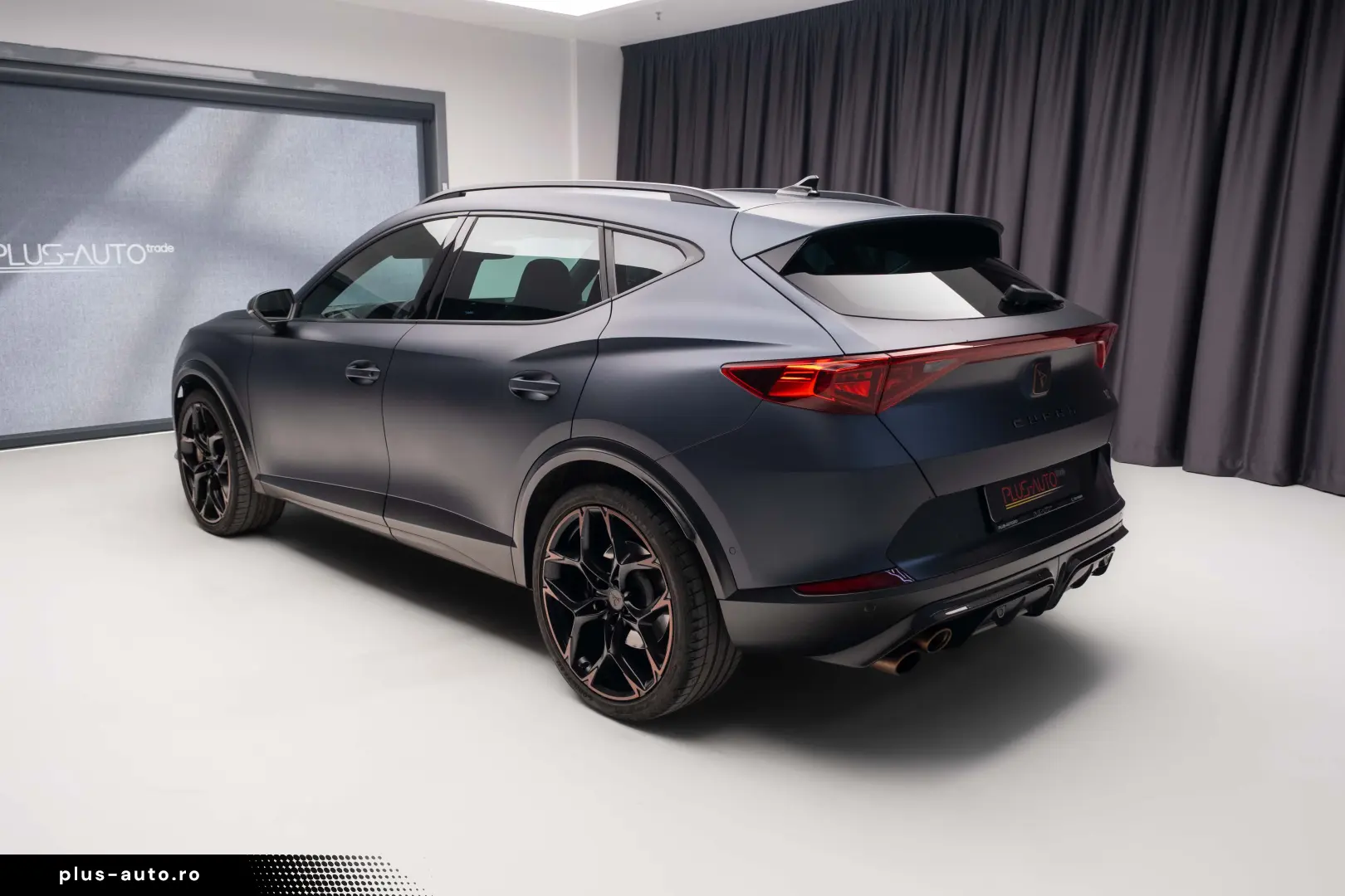 Cupra Formentor VZ5 2023 CUP carbon; Matrix; 360