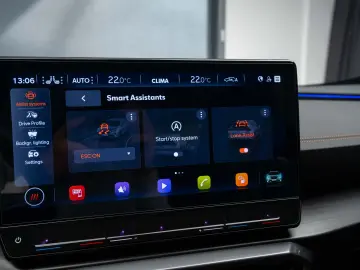 Cupra Formentor VZ5 2023 CUP carbon; Matrix; 360