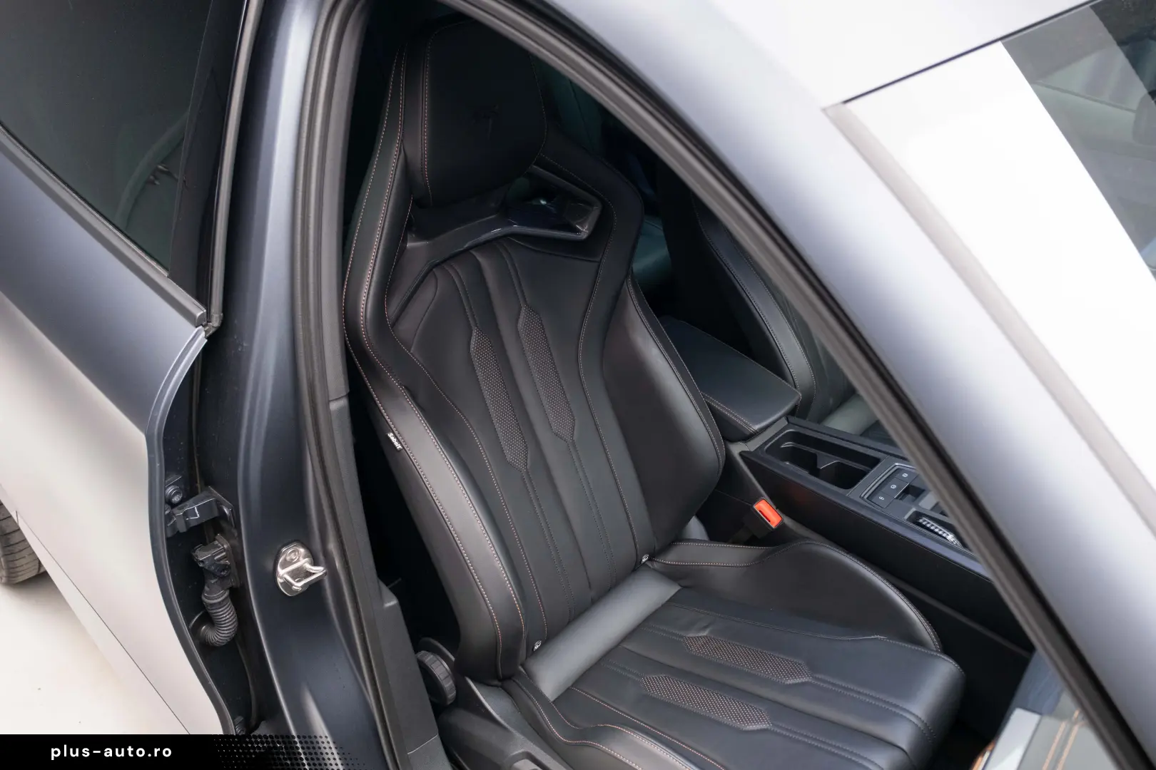 Cupra Formentor VZ5 2023 CUP carbon; Matrix; 360