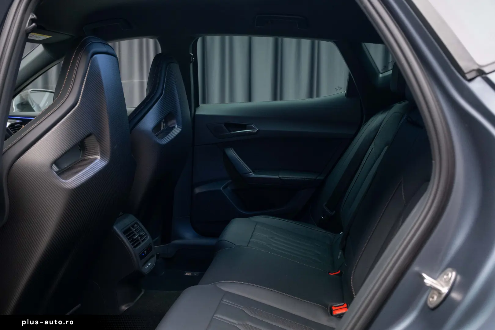 Cupra Formentor VZ5 2023 CUP carbon; Matrix; 360