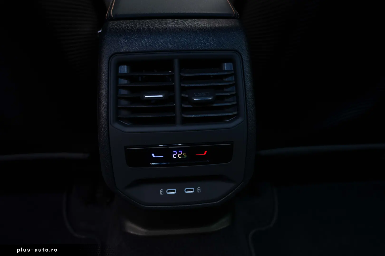 Cupra Formentor VZ5 2023 CUP carbon; Matrix; 360