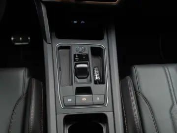 Cupra Formentor VZ5 2023 CUP carbon; Matrix; 360