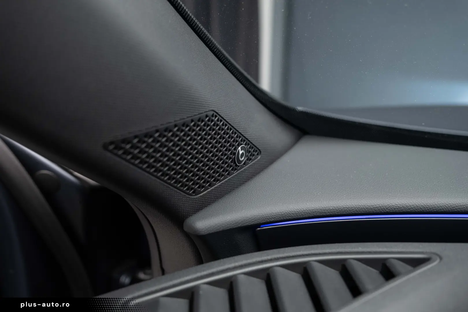 Cupra Formentor VZ5 2023 CUP carbon; Matrix; 360