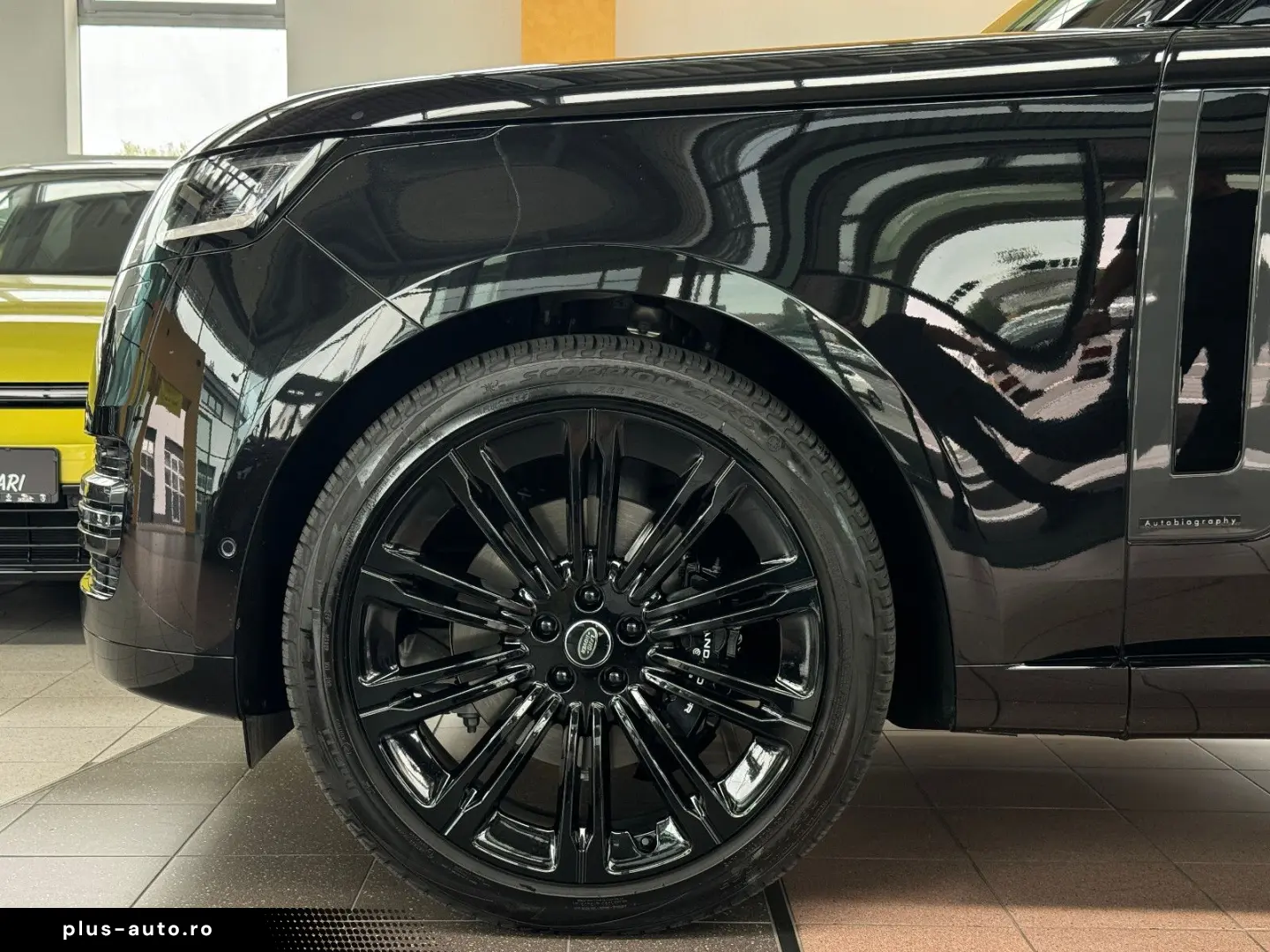 LAND ROVER Range Rover Autobiography Fond Monitor 360  HUD