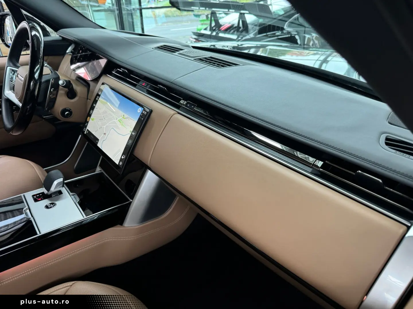 LAND ROVER Range Rover Autobiography Fond Monitor 360  HUD