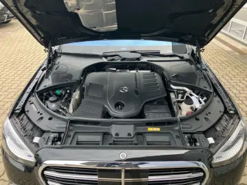 MERCEDES-BENZ S 580 e Pano 360 digLight HuD Sitzklim&hellip;