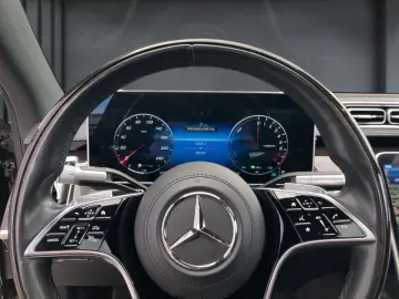 MERCEDES-BENZ S 580 e Pano 360 digLight HuD Sitzklim&hellip;