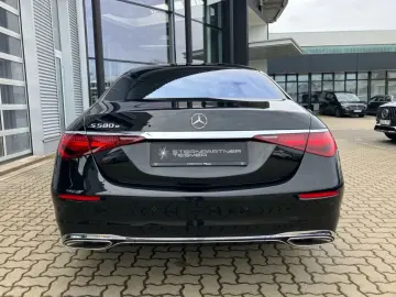 MERCEDES-BENZ S 580 e Pano 360 digLight HuD Sitzklim&hellip;
