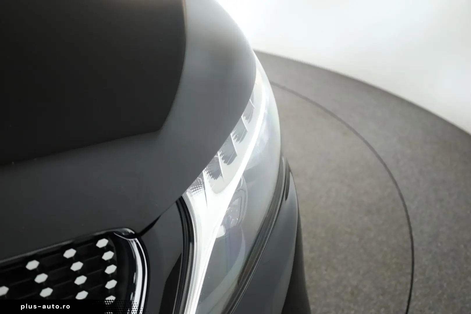 MERCEDES-BENZ V 300 d 4M lang Avantgarde AMG 8 Pano &hellip;