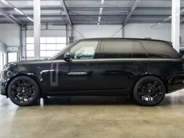 LAND ROVER Range Rover P530 LWB Autobio   MY 2025   Fond TV