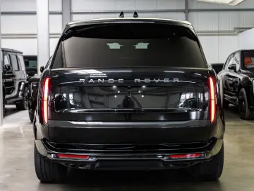 LAND ROVER Range Rover P530 LWB Autobio   MY 2025   Fond TV