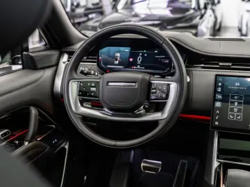 LAND ROVER Range Rover P530 LWB Autobio   MY 2025   Fond TV