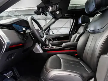 LAND ROVER Range Rover P530 LWB Autobio   MY 2025   Fond TV