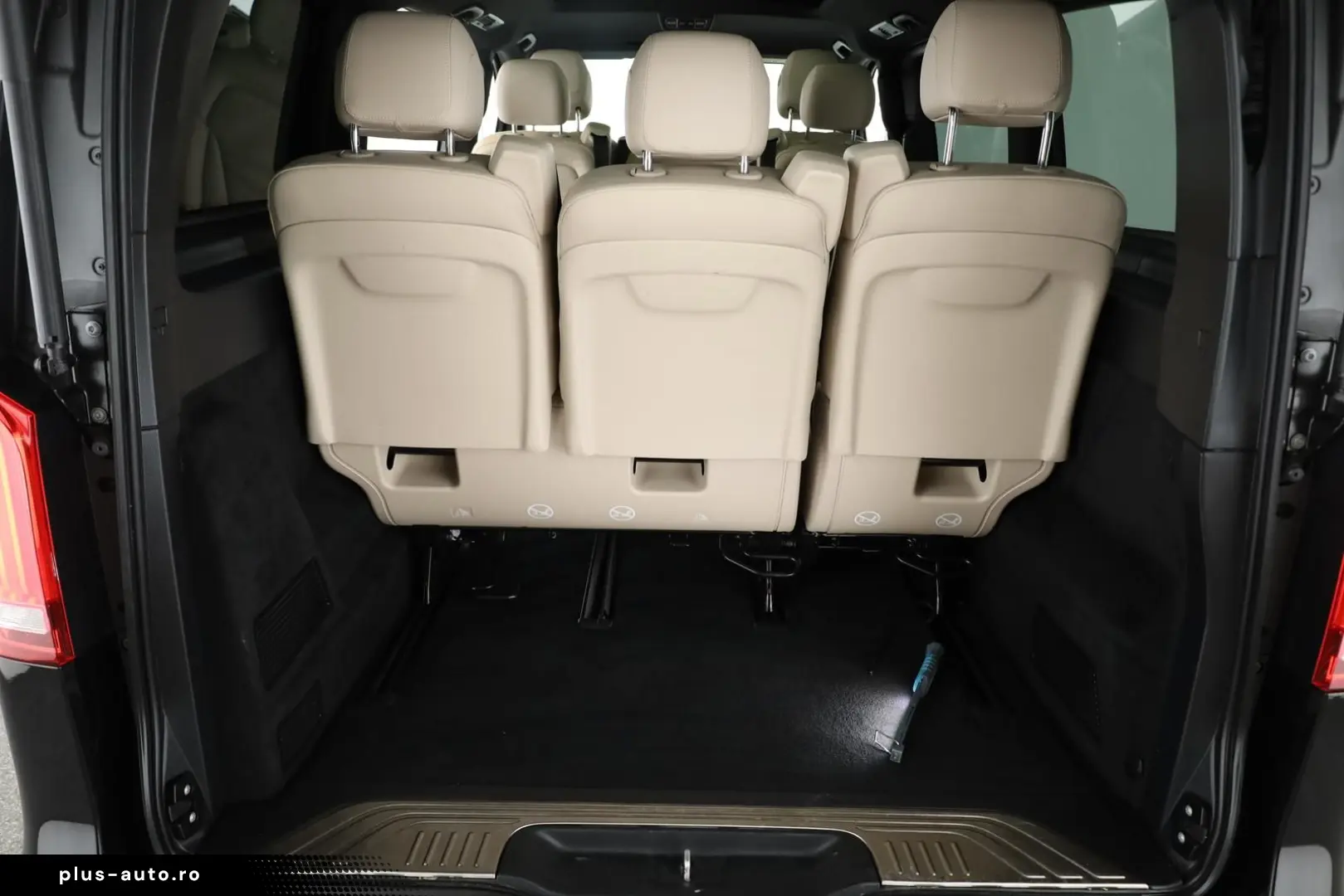 MERCEDES-BENZ V 300 d 4M lang Avantgarde AMG 8S Pano&hellip;