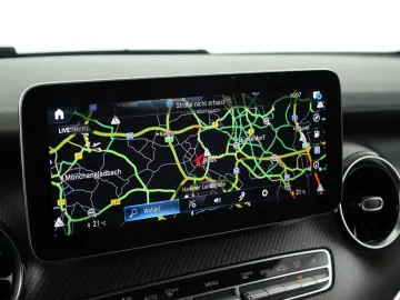 MERCEDES-BENZ V 300 d 4M lang Avantgarde AMG 8S Pano&hellip;